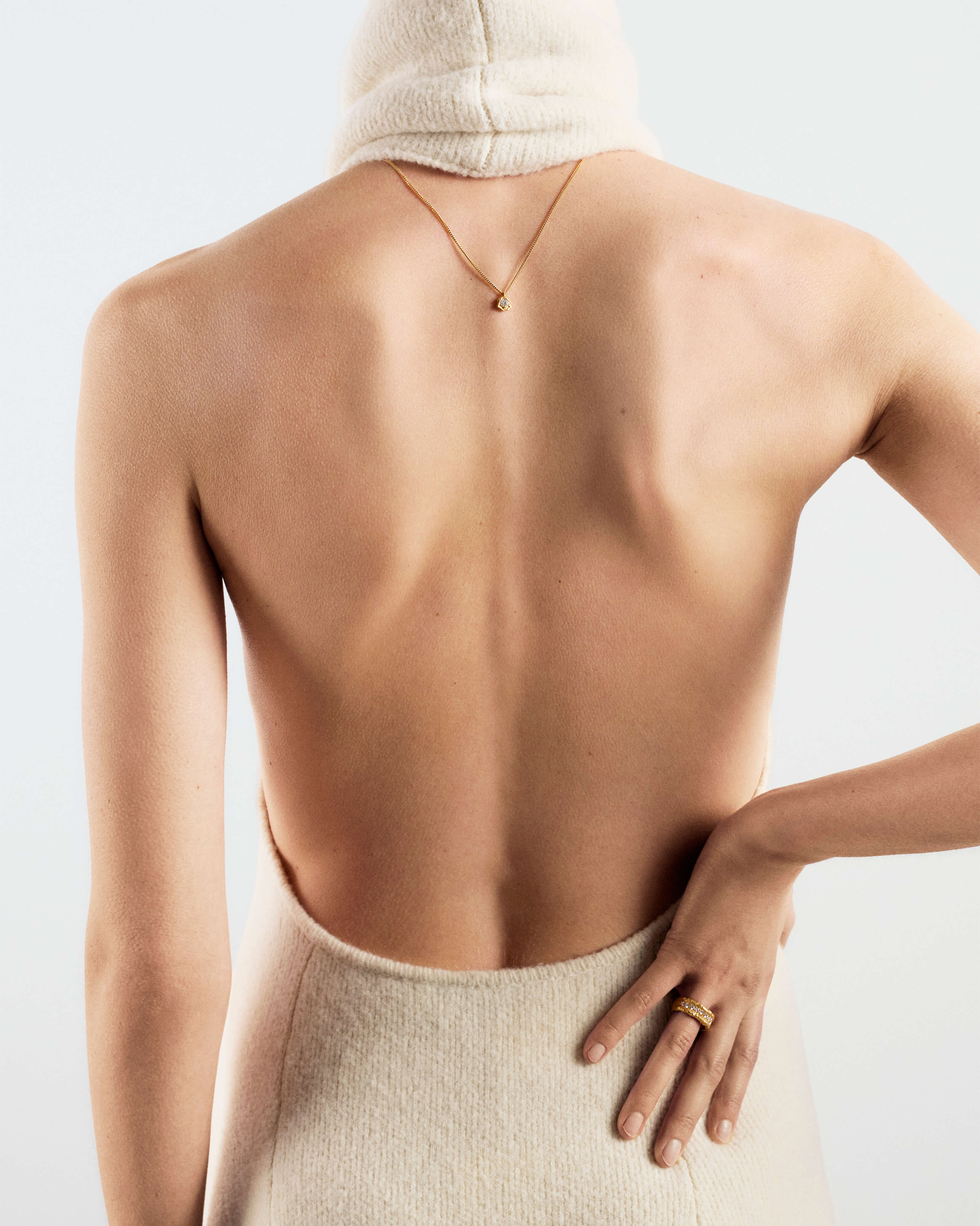 18k gold diamond necklace