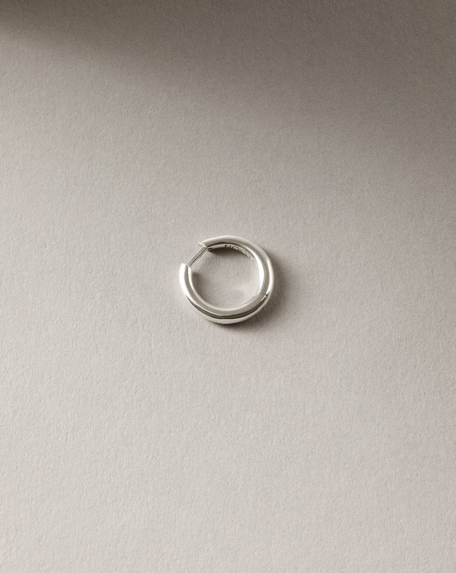 Nootka polished hoop silver