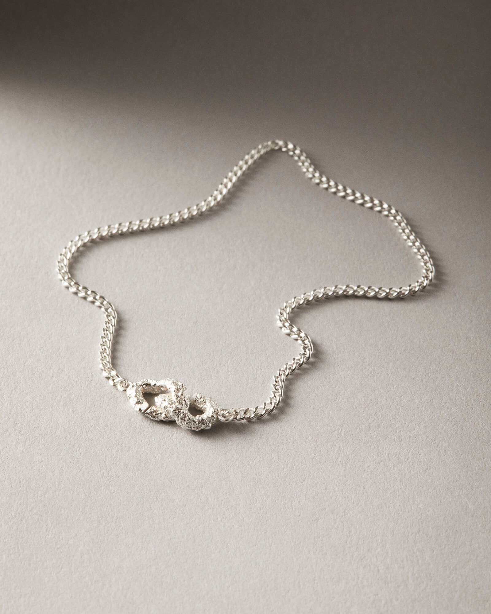 Neat bracelet silver