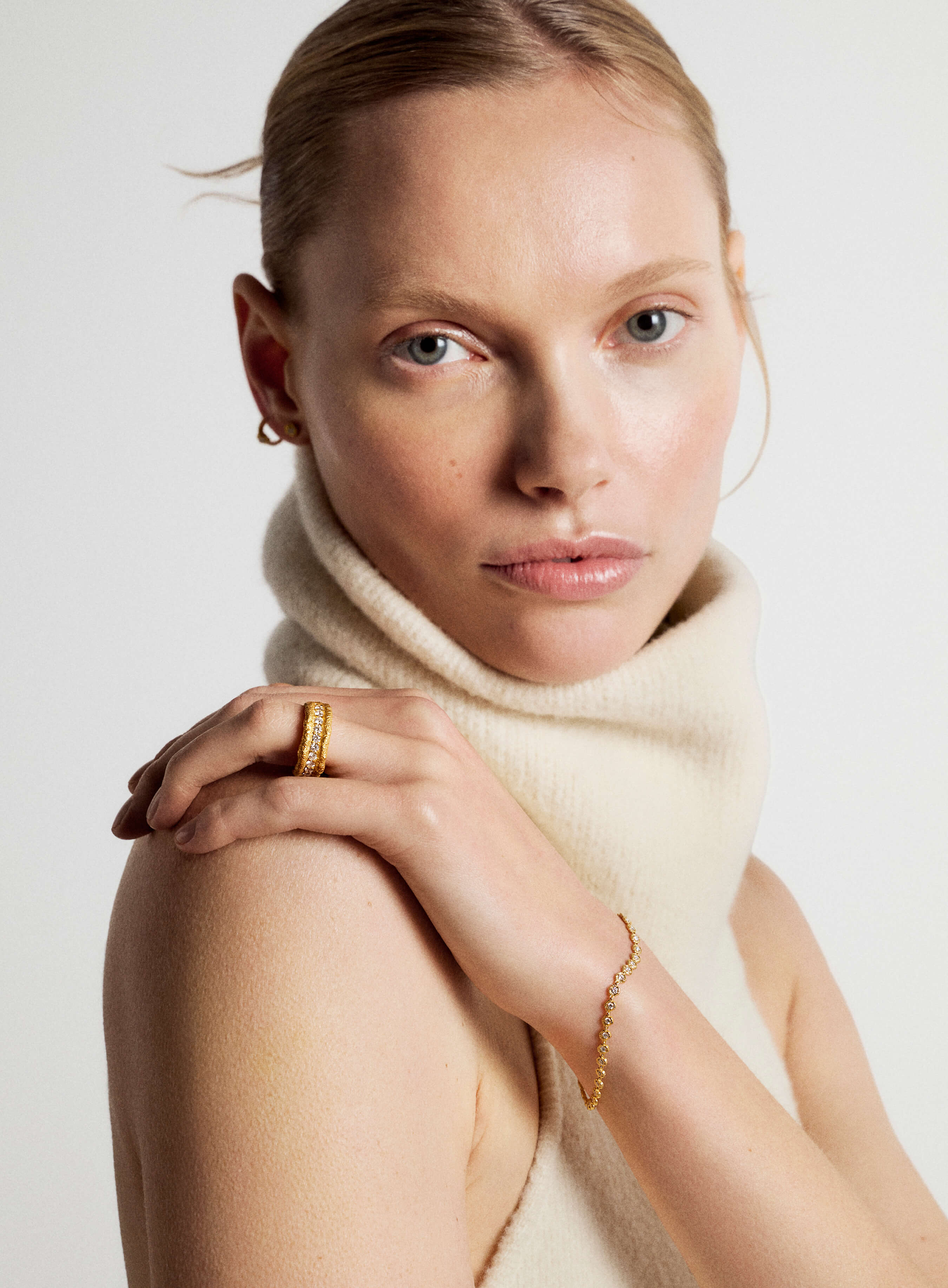 Nootka diamond bracelet 