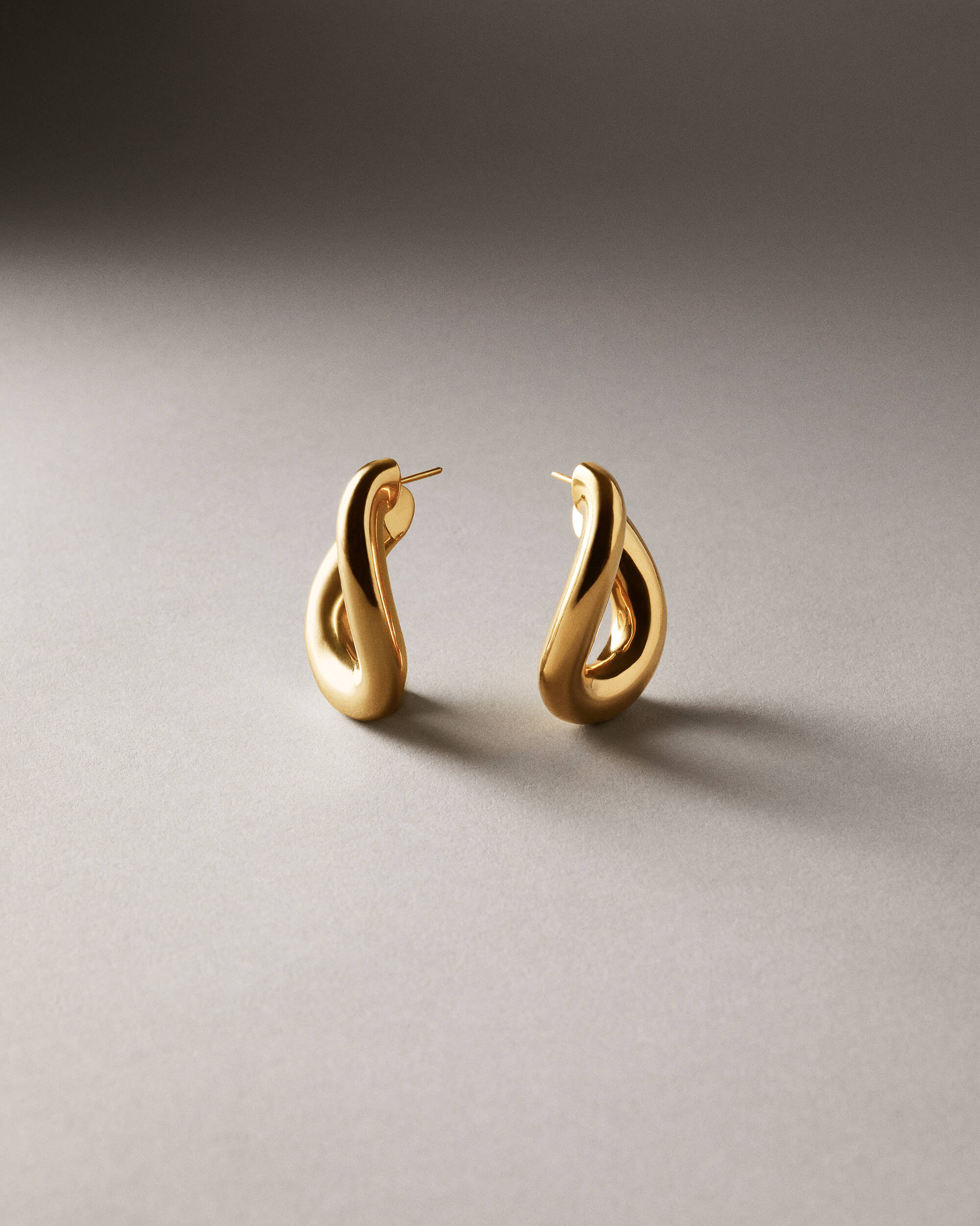 Nootka Loop Earrings Gold