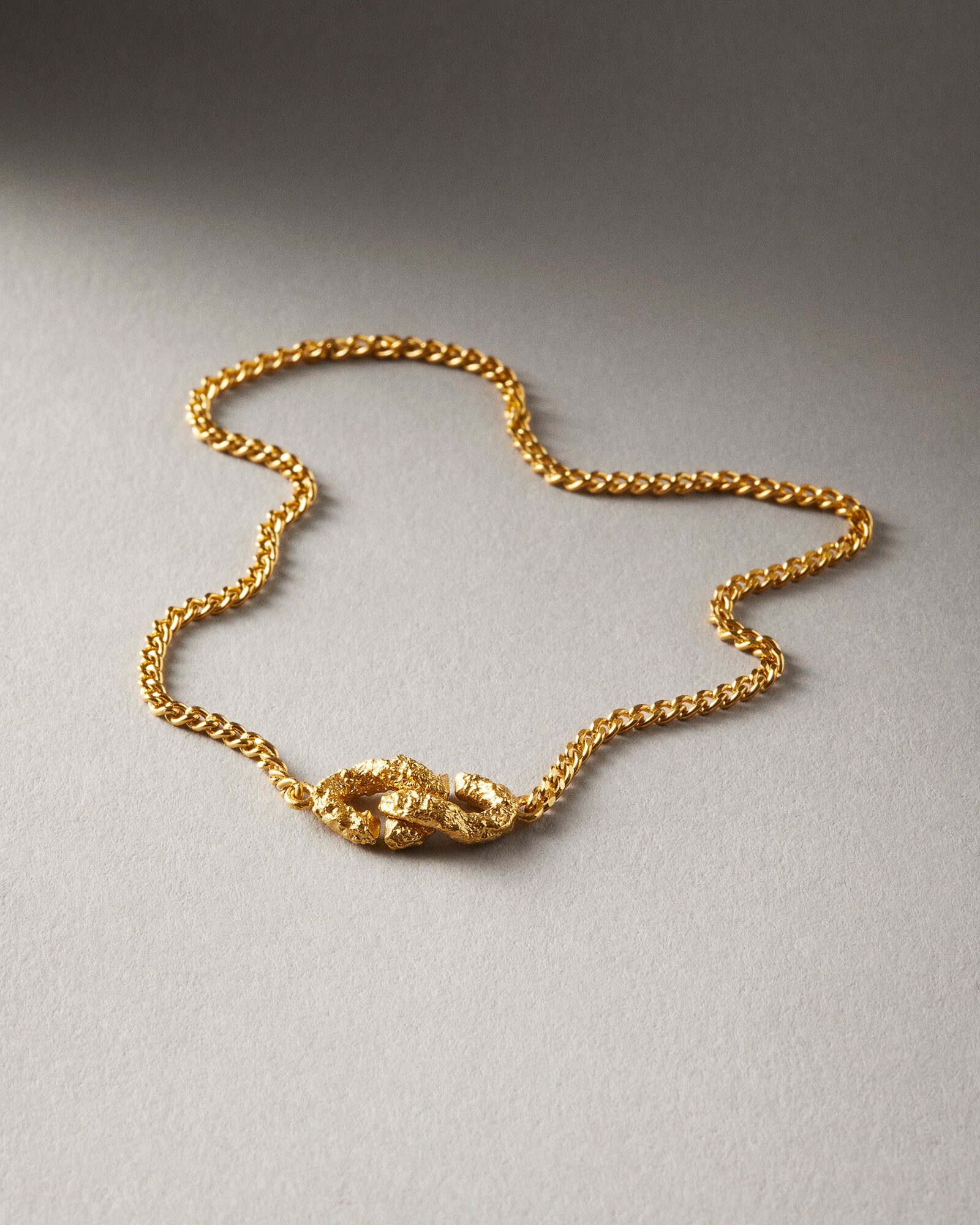 Neat bracelet gold